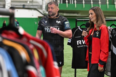 160926 - URC Content Day - Sam Parry of Ospreys