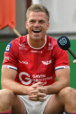 160926 - URC Content Day - Gareth Anscombe of Scarlets