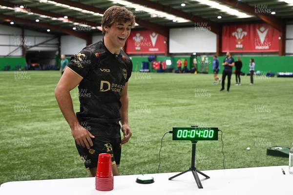 160926 - URC Content Day - Huw Anderson of Dragons