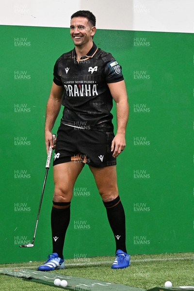 160926 - URC Content Day - Owen Watkin of Ospreys