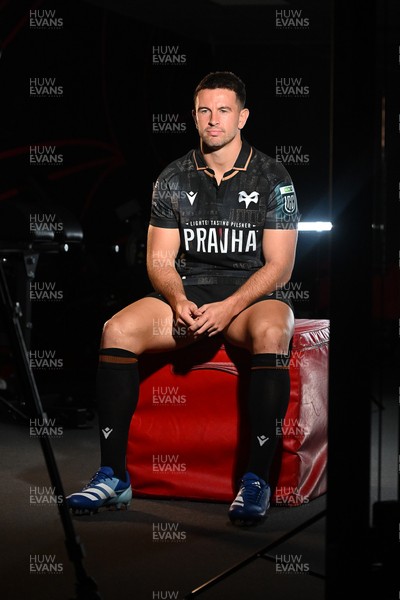 160926 - URC Content Day - Owen Watkin of Ospreys