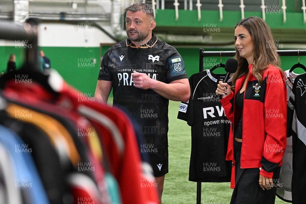 160926 - URC Content Day - Sam Parry of Ospreys