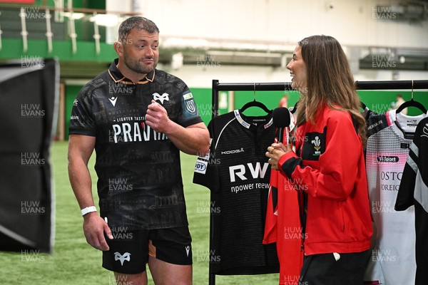160926 - URC Content Day - Sam Parry of Ospreys