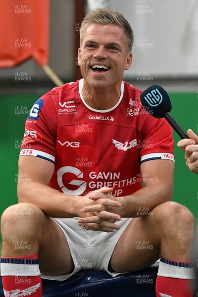 160926 - URC Content Day - Gareth Anscombe of Scarlets