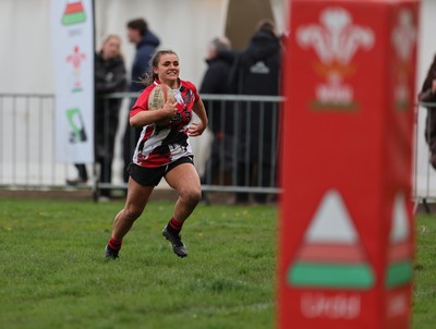 150424 - Urdd WRU Sevens, Cardiff - Action from Girls Cup Final, Coleg Llandovery v Coleg Gwent