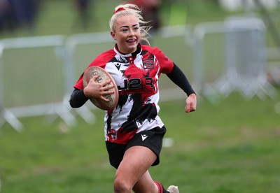 150424 - Urdd WRU Sevens, Cardiff - Action from Girls Cup Final, Coleg Llandovery v Coleg Gwent