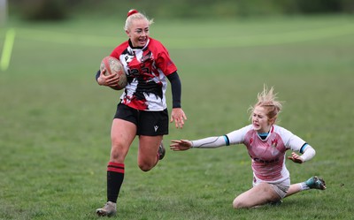 150424 - Urdd WRU Sevens, Cardiff - Action from Girls Cup Final, Coleg Llandovery v Coleg Gwent