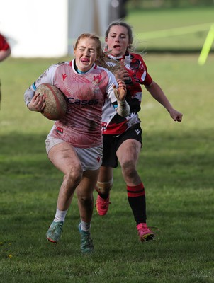 150424 - Urdd WRU Sevens, Cardiff - Action from Girls Cup Final, Coleg Llandovery v Coleg Gwent