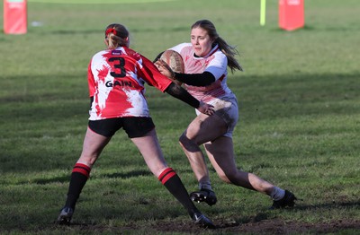 150424 - Urdd WRU Sevens, Cardiff - Action from Girls Cup Final, Coleg Llandovery v Coleg Gwent