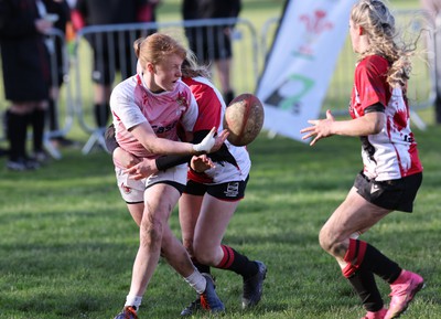 150424 - Urdd WRU Sevens, Cardiff - Action from Girls Cup Final, Coleg Llandovery v Coleg Gwent