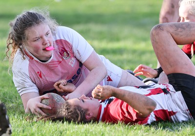 150424 - Urdd WRU Sevens, Cardiff - Action from Girls Cup Final, Coleg Llandovery v Coleg Gwent