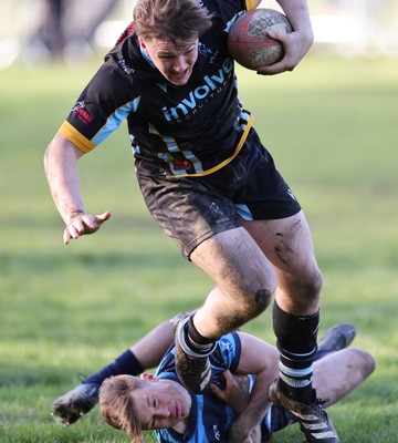 150424 - Urdd WRU Sevens, Cardiff - Action from the Boys Cup Final, Whitchurch v Glantaf