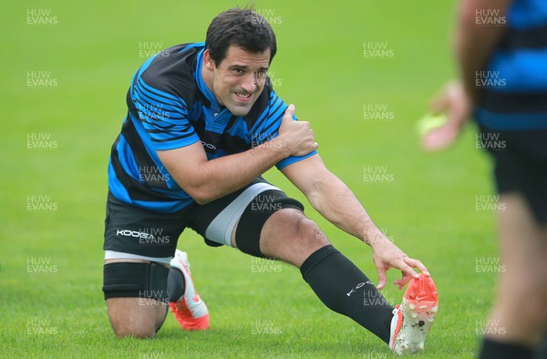 150915 - Uruguay Rugby Training - Captain Santiago Vilaseca during training