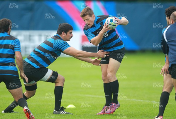 150915 - Uruguay Rugby Training - Leandro Leivas during training