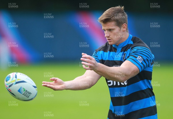 150915 - Uruguay Rugby Training - Leandro Leivas during training