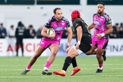 131225 - US Montauban v Ospreys - EPCR Challenge Cup - Evardi Boshoff of Ospreys