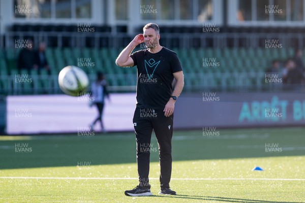 131225 - US Montauban v Ospreys - EPCR Challenge Cup - Ospreys Head Coach Mark Jones