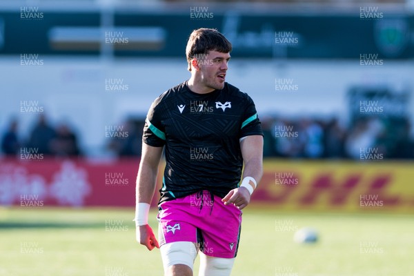 131225 - US Montauban v Ospreys - EPCR Challenge Cup - Gwilym Evans of Ospreys
