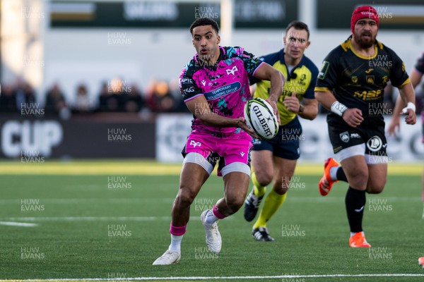 131225 - US Montauban v Ospreys - EPCR Challenge Cup - Keelan Giles of Ospreys