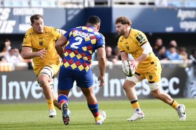071225 - USA Perpignan v Dragons RFC - EPCR Challenge Cup - Thomas Young of Dragons RFC