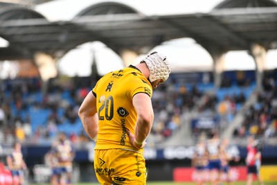 071225 - USA Perpignan v Dragons RFC - EPCR Challenge Cup - Dejected Harrison Keddie of Dragons RFC