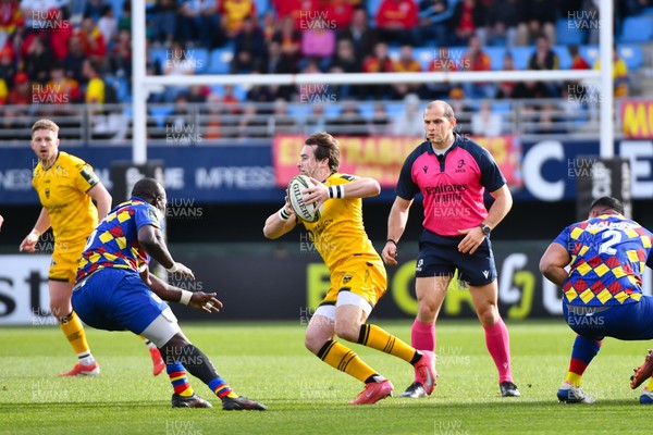 071225 - USA Perpignan v Dragons RFC - EPCR Challenge Cup - Rhodri Williams of Dragons RFC