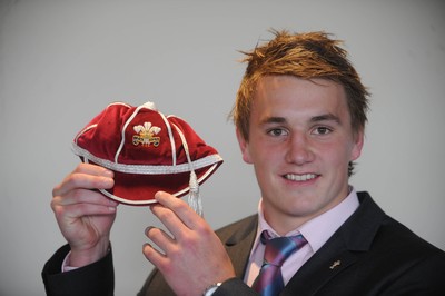 06.06.09 - USA Eagles v Wales - Wales' Jonathan Davies with his first caps. 