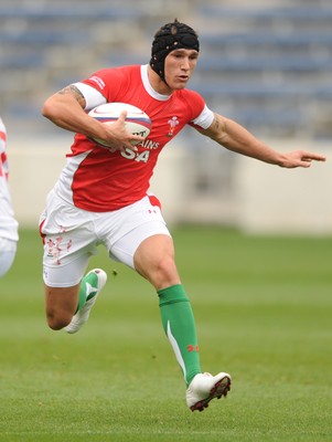 06.06.09 - USA Eagles v Wales - Wales' Tom James. 