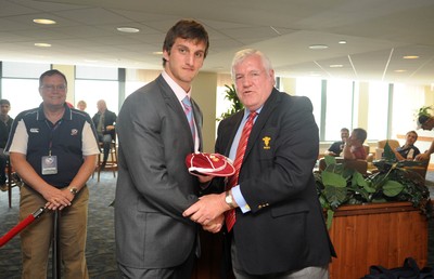 06.06.09 - USA Eagles v Wales - Wales' Sam Warburton is presented with his first cap by WRU President Dennis Gethin. 