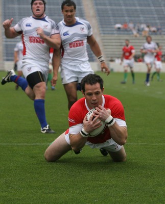06.06.09 USA v Wales... Wales'  Gareth Cooper scores try. 