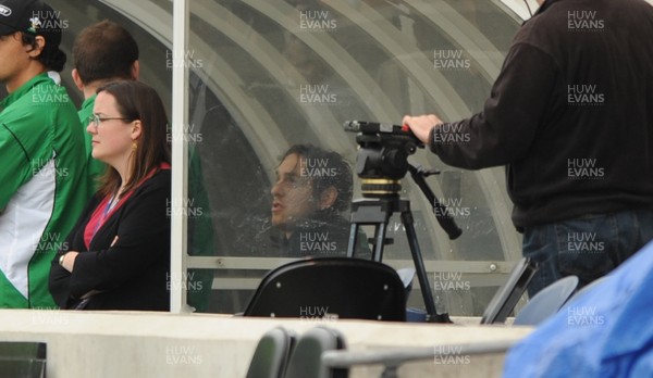 06.06.09 - USA Eagles v Wales - Wales' looks on from the bench after leaving the field in the first half. 