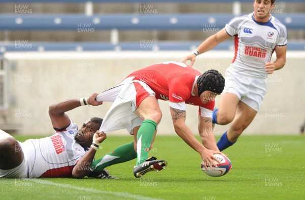 06.06.09 - USA Eagles v Wales - Wales' Tom James scores try. 