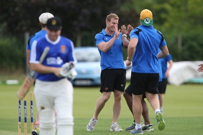 130714 - Usk Cricket Club v Newport Gwent Dragons, Charity T20 Cricket match, Usk -  