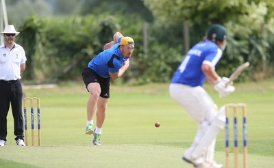 130714 - Usk Cricket Club v Newport Gwent Dragons, Charity T20 Cricket match, Usk -  