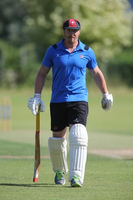 130714 - Usk Cricket Club v Newport Gwent Dragons, Charity T20 Cricket match, Usk -  