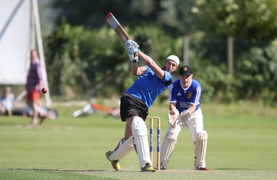 130714 - Usk Cricket Club v Newport Gwent Dragons, Charity T20 Cricket match, Usk -  