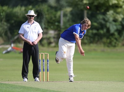 130714 - Usk Cricket Club v Newport Gwent Dragons, Charity T20 Cricket match, Usk -  