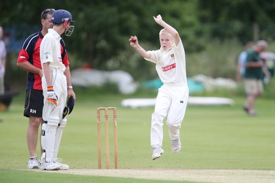 130714 - Usk Cricket Club v Newport Gwent Dragons, Charity T20 Cricket match, Usk - Junior match 