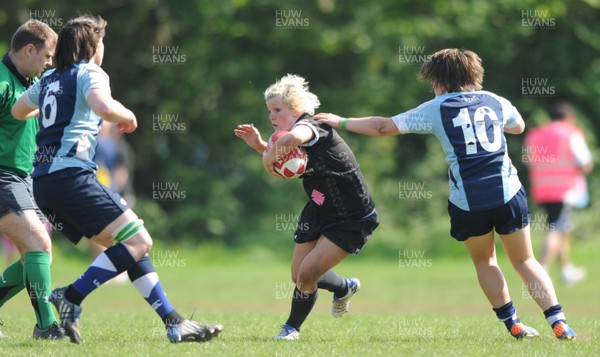 17.04.11 - UWIC Women(Blue) v Neath Athletic Women(Black) -  