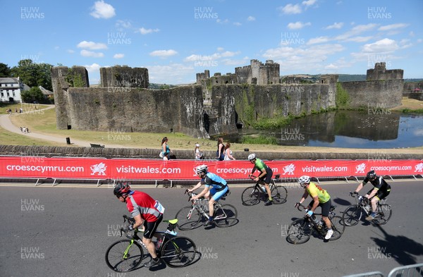 080718 - Velothon Wales - Riders go through Caerphilly outside the castle