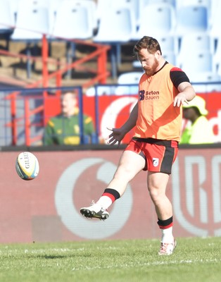 100525 - Vodacom Bulls v Cardiff Rugby - United Rugby Championship - Warmup sessions ahead of start