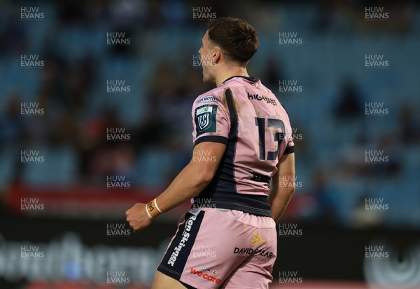 200326 - Vodacom Bulls v Cardiff Rugby - United Rugby Championship - Harri Millard of Cardiff celebrates a try