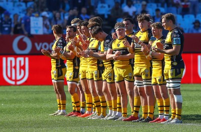 170525 - Vodacom Bulls v Dragons RFC - United Rugby Championship - Dragons players clap for a minute in honour of Cornal Hendricks