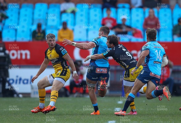 170525 - Vodacom Bulls v Dragons RFC - United Rugby Championship - Rhodri Williams of the Dragons in to tackle Cameron Hanekom of the Vodacom Blue Bulls