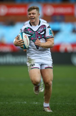 270424 - Vodacom Bulls v Ospreys - United Rugby Championship - Keiran Williams of Ospreys 