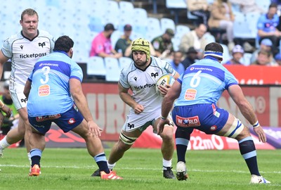 270925 - Vodacom Bulls v Ospreys, United Rugby Championship - Harri Deaves of Ospreys 