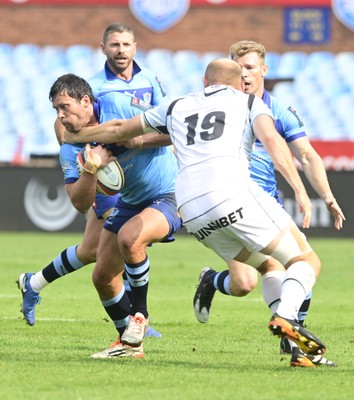270925 - Vodacom Bulls v Ospreys, United Rugby Championship - Jan Serfontein of the Bulls is tackled by Huw Sutton of Ospreys 