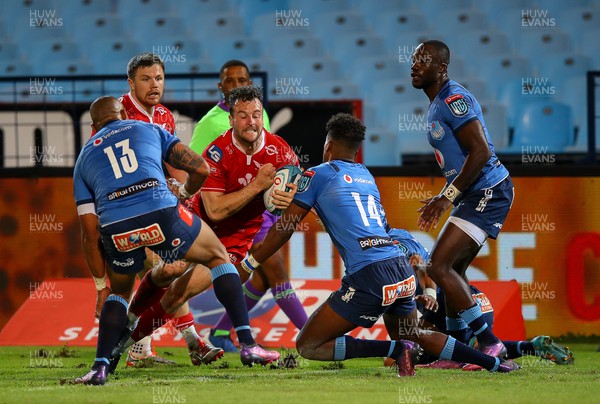 180322 - Vodacom Bulls v Scarlets - United Rugby Championship - Ryan Conbeer of the Scarlets attacking