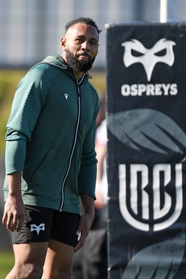 270225 - New Ospreys Signing Waisea Nayacalevu during training 