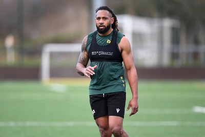 270225 - New Ospreys Signing Waisea Nayacalevu during training 